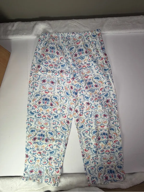 Lauren Ralph Lauren White Floral Paisley Pajama Set with Blue and Red Accents - Image 7
