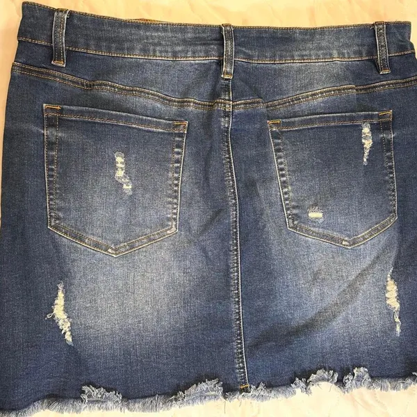 Unbranded Women's Blue and Navy Skirt - Image 3