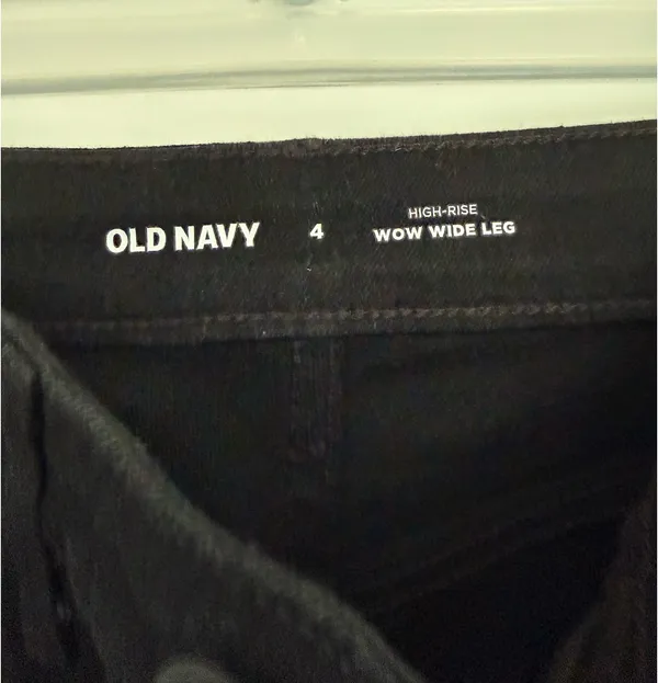Black Old Navy Jeans - Image 2