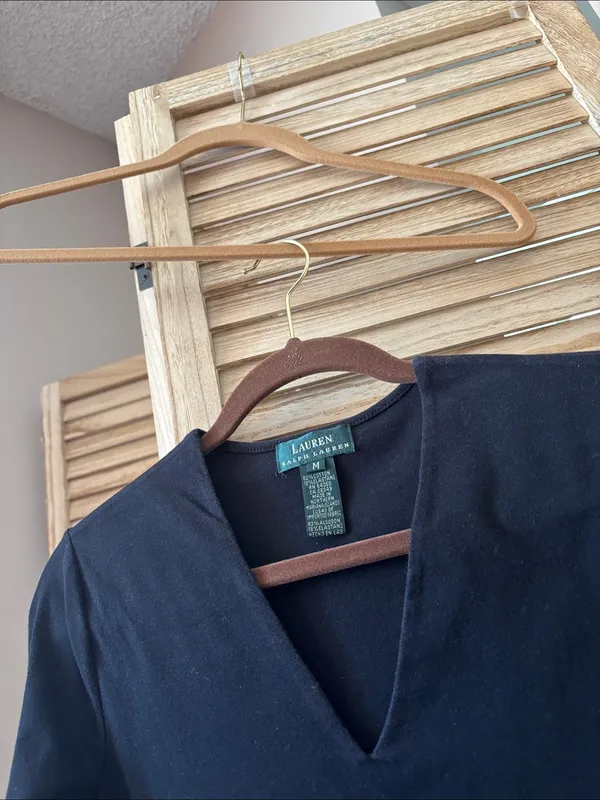 Lauren Ralph Lauren Deep Black V-Neck Top Medium - Image 2