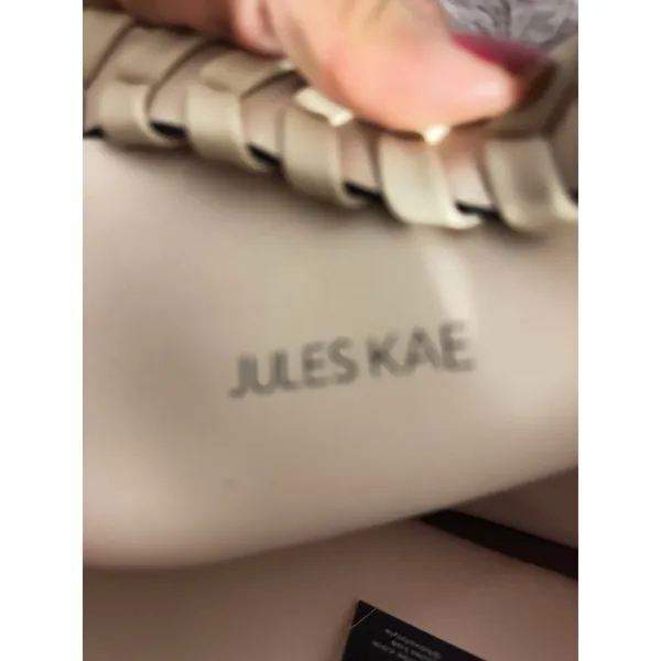 Jules Kae Vegan Leather Purse – Stylish Handbag - Image 4