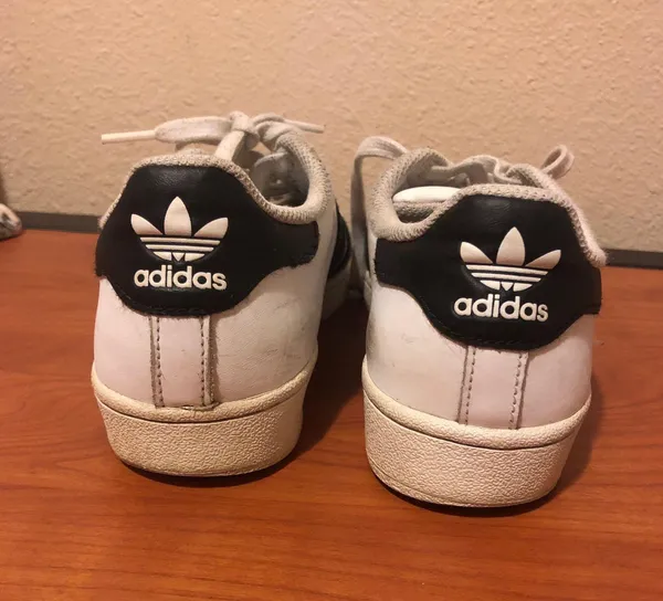 Adidas Superstar Classic Sneakers - Image 5