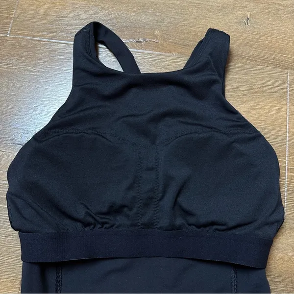 Key To Balance Yoga Tank Top Light Support B/C Cup in Black Size 4 - Image 11