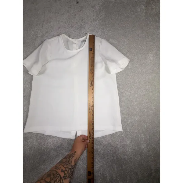 madewell realxed fit back button detail small oversized blouse White Small - Image 5