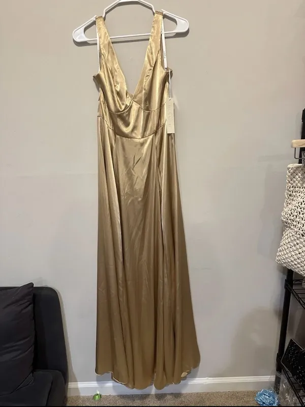 David’s Bridal - Galina Signature Long V-Neck Tank Ful in Golden Color Size 8 - Image 2