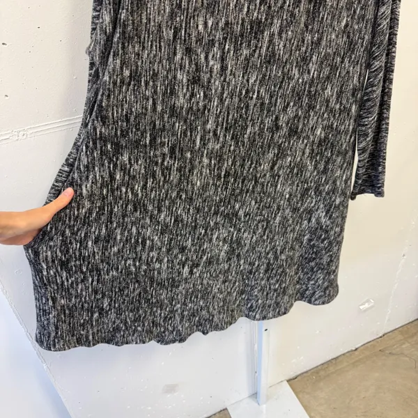 Umgee USA 1XL Black White Space Dye Knit Tunic Top Long Sleeve Pockets - Image 5
