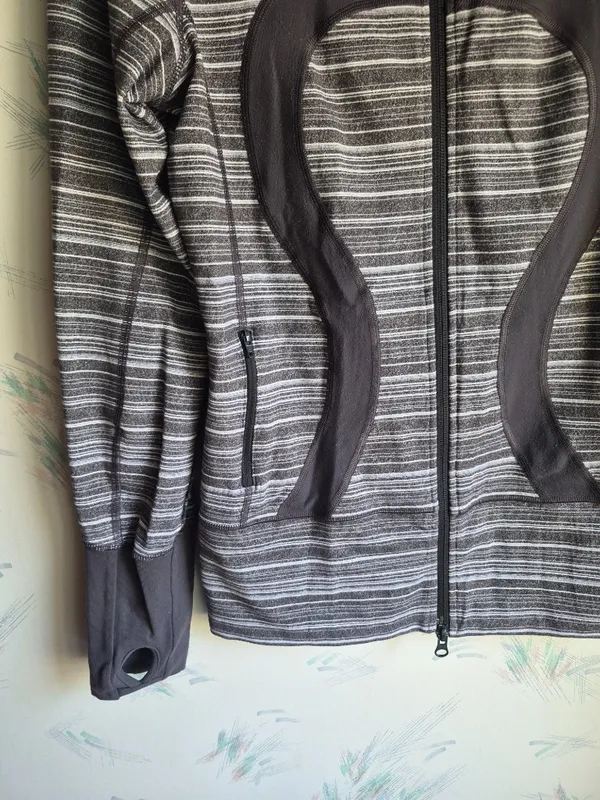 Lululemon Stride Jacket 6 - Image 4