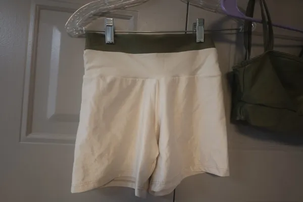 Workout exercise loungewear casual summer active shorts and one should top sports bra set in olive green and beige - Image 5