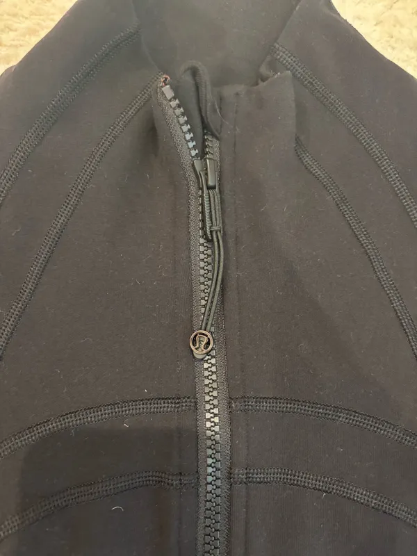 Lululemon Jacket Define - Image 2