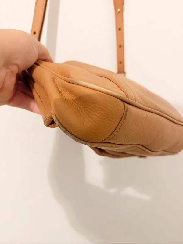 Tory Burch Amanda Fold Over Cross Body Satchel Bag Camel Tan Leather - Image 8