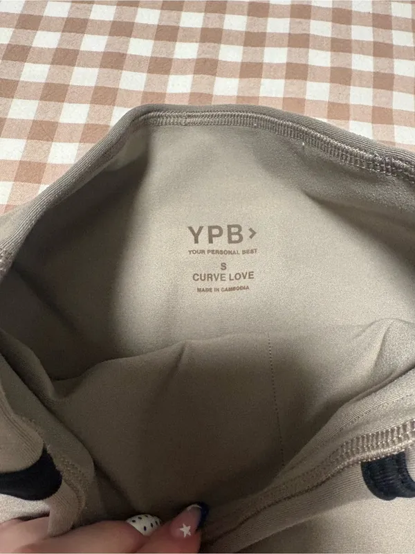 Abercrombie & Fitch YPB activewear leggings in a greystone color - Image 3