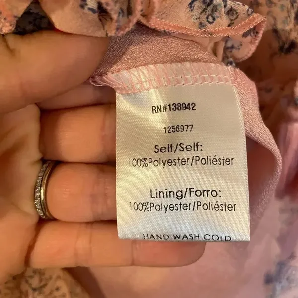 On twelfth floral ruffle shift dress size medium - Image 7
