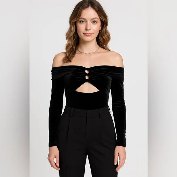 NWT REVOLVE by Glamorous Black Velvet Off-Shoulder Bodysuit - Image 2
