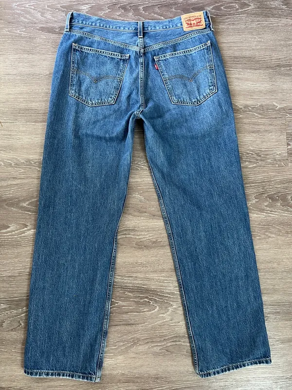 Levi’s Low Pro Straight Jeans Size 31 Breathe Out Distressed Medium Wash 90s - Image 3