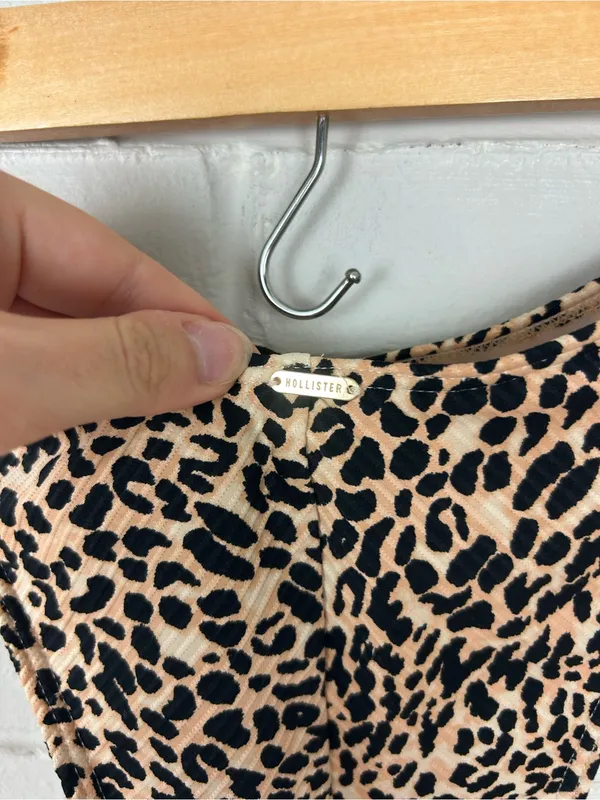 NWT Hollister Animal Print Cheeky Bikini Bottoms Size M - Image 6