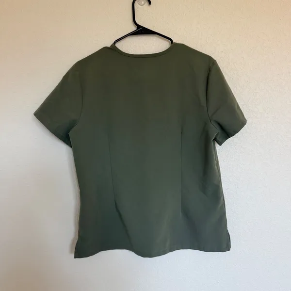 FIGS V-Neck Scrub Top Olive Green Women Medium Nurse Healthcare Uniform - Image 2