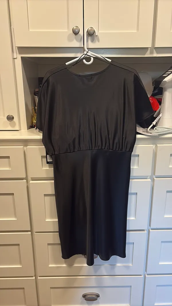 Rielle Black silky dress Size L - Image 5