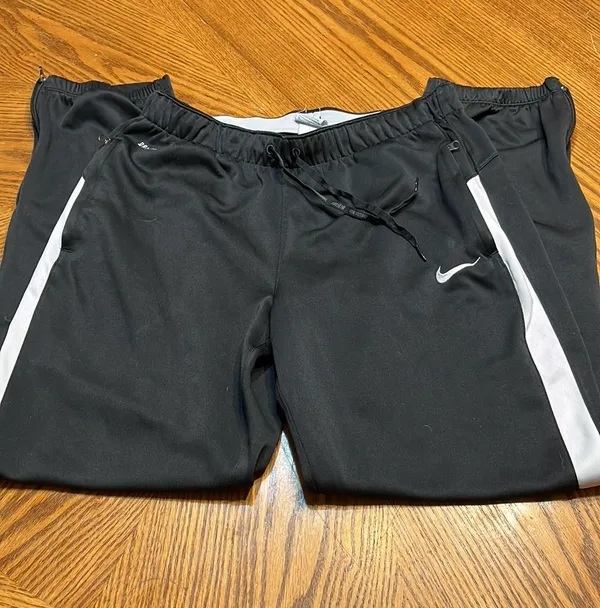 Nike Women’s Athletic Pants - Image 3