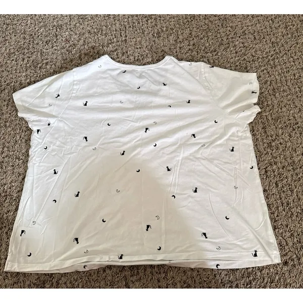 Old Navy Women's Everyday V Neck Cat Moon White Short Sleeve‎ Tee Size XL - Image 8