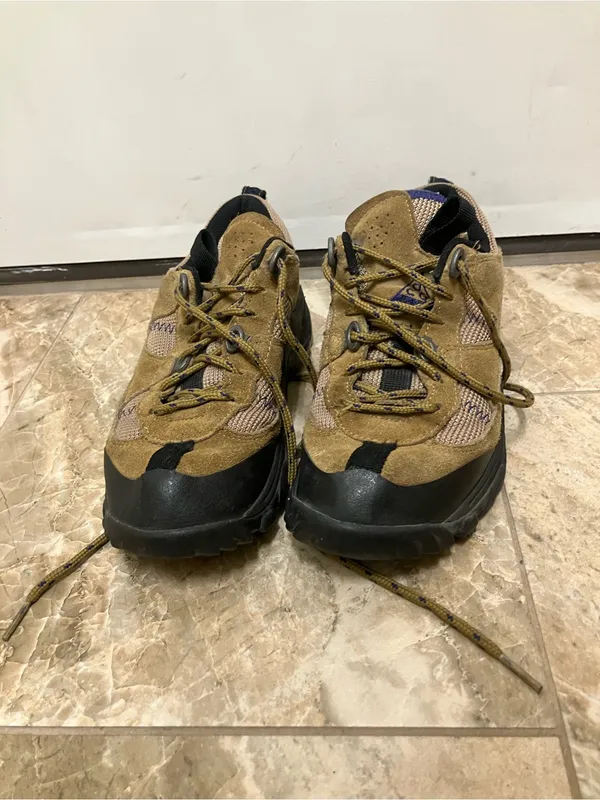 vintage 1990s Nike ACG hiking boots women’s 6.5 - Image 4