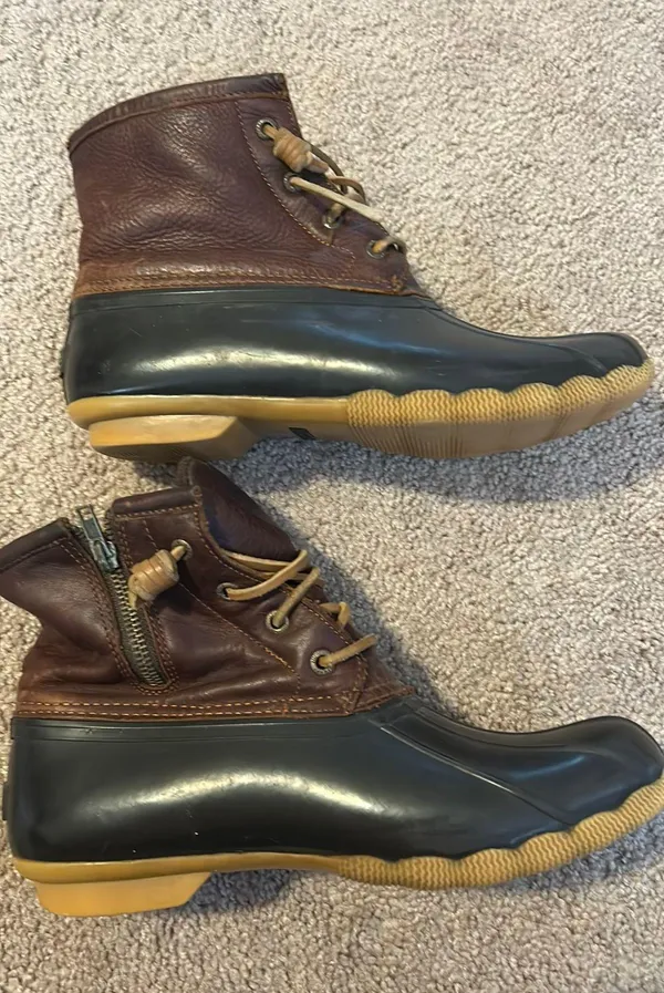 Sperry Brown Duck Boots - Image 5