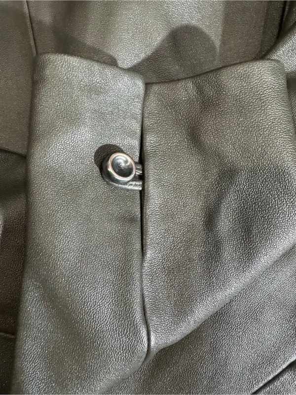 Kasper Dark Olive Leather Single-Button Blazer - Image 4