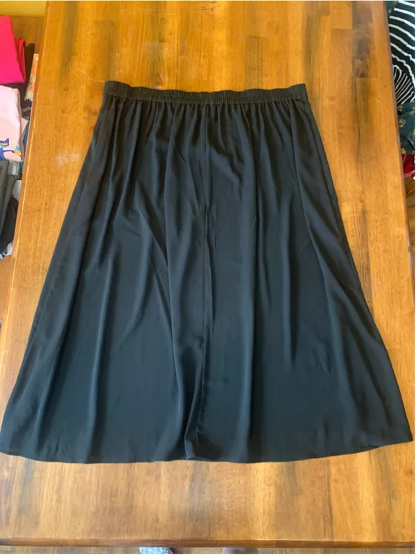 Vince Camuto Skirt XXL Black Full MIDI - Image 4