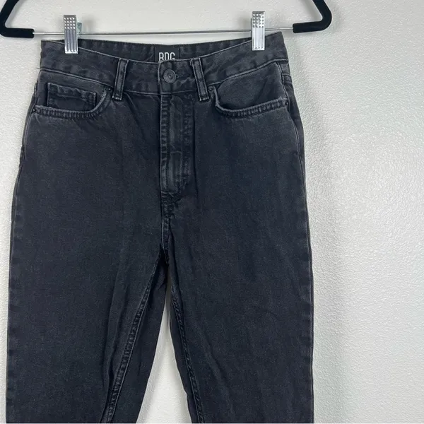 Bdg High Rise Mom Jeans‎ Black Sz 24 - Image 3
