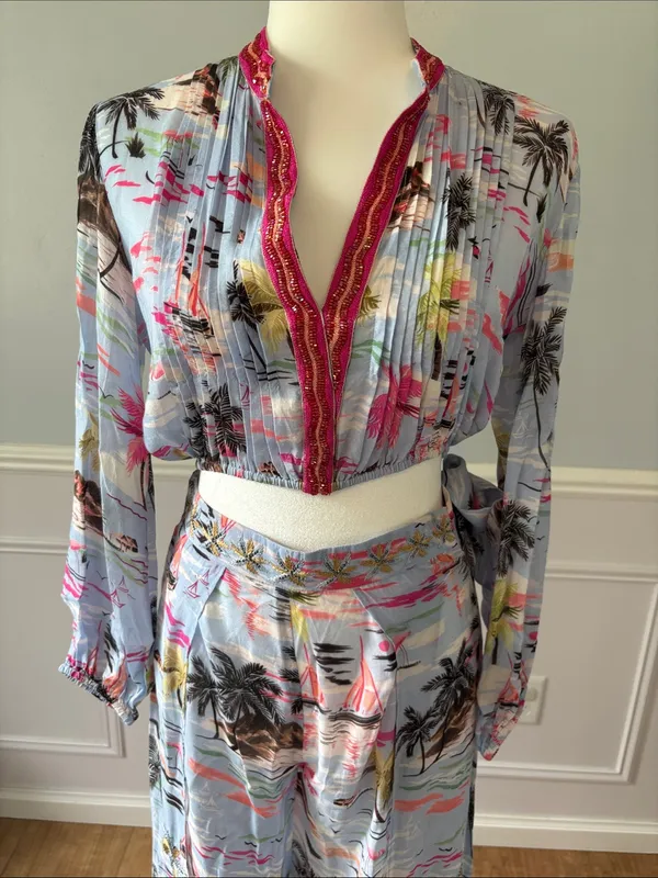 NWT TAJ by Sabrina Crippa Light Blue Tropical V-Neck Two-Piece Set Sz S Luxury - Image 5