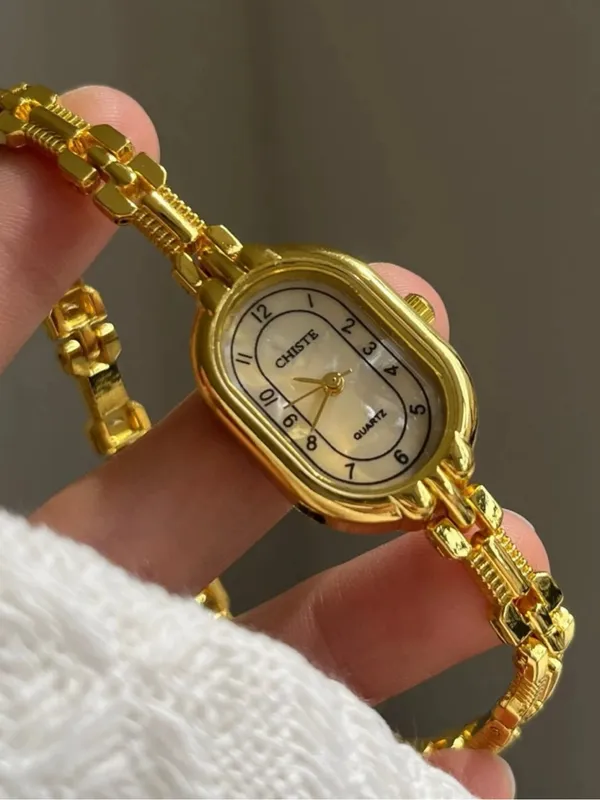 Chiste Quartz Gold-Tone Women's Oval vintage style look Bracelet Watch New - Image 4