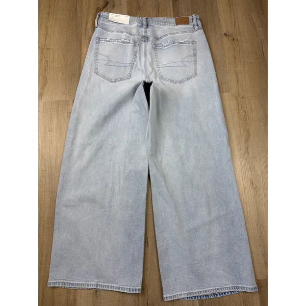 American Eagle Super High-Rise Baggy Wide Leg Ankle Jean Light Wash Distressed 6 - Image 3