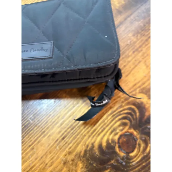 Vera‎ Bradley Black Wallet - Image 4