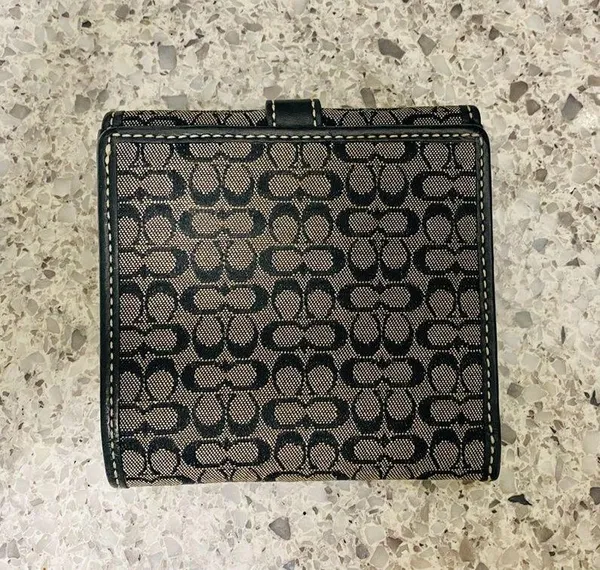Coach wallet with signature logo black and grey - Image 2