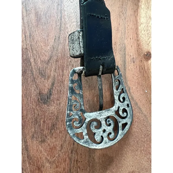 Artisan Vintage 90's black leather belt intricate antique silver buckle M 31-34 western - Image 3