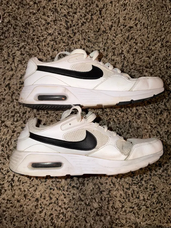 Women’s Nike Air Max Shoes - Image 2
