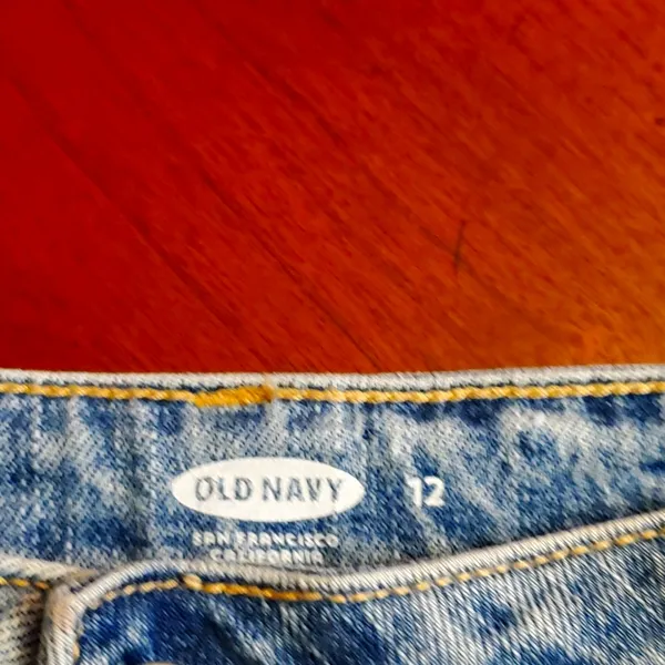 Old Navy Distressed Navy Denim Mini Skirt Size 12 - Image 4