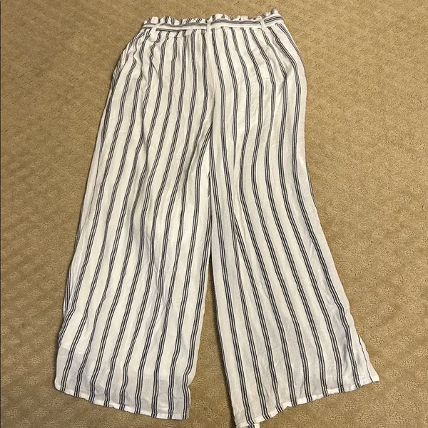 Hollister High Rise Striped Tie-Waist Pants, Medium NWT - Image 4