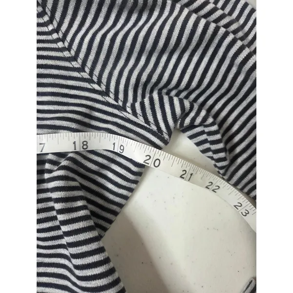 L.L. Bean Women’s Size L Black & Gray Striped Turtleneck Long Sleeve Shirt - Image 5