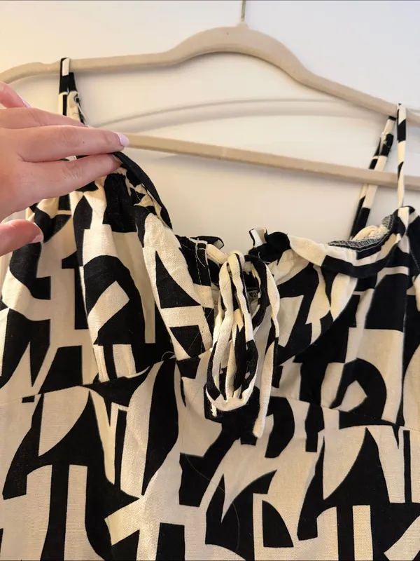 Women’s Black & White Geometric Midi Dress - Image 2