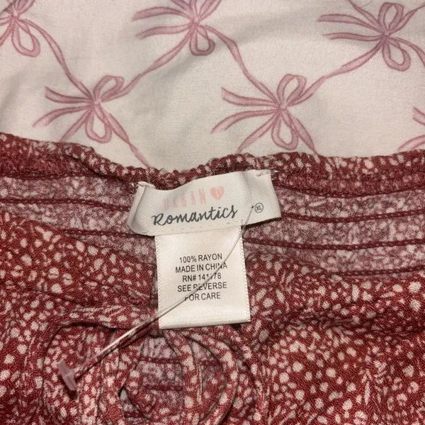 URBAN Romantics Brown Patterned Crop Top - Image 3