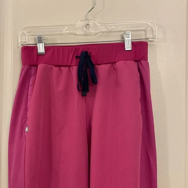 Figs scrub pants, size small ￼ - Image 2
