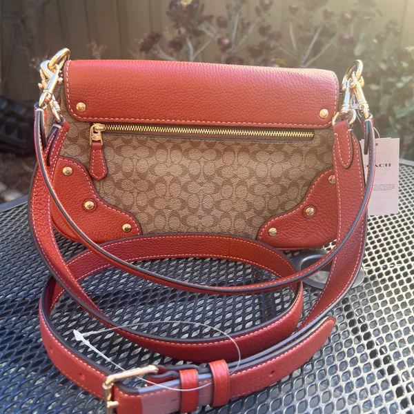 Coach Millie Shoulder Bag In Colorblock Signature Canvas ce639 - Image 3