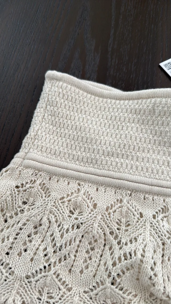 American Eagle Outfitters Cream Lace strapless top - Image 5