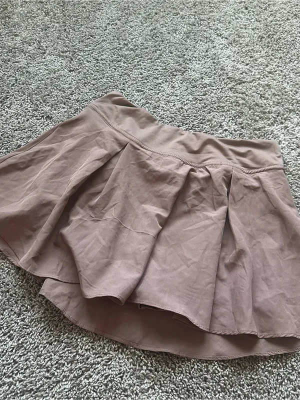 Love Tree Women’s Pleated Mini Skirt - Dusty Mauve - Image 2