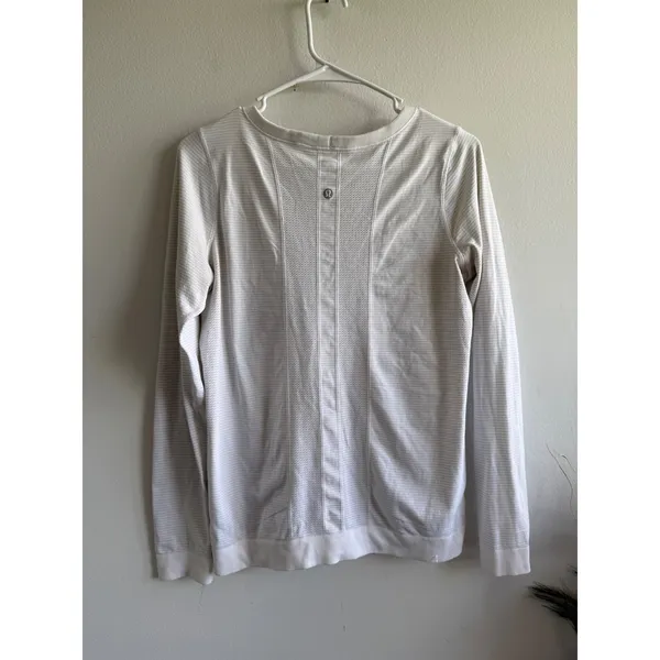Lululemon Swiftly Tech Long Sleeve Crew Striped White Grey Women Size 6 - Image 2