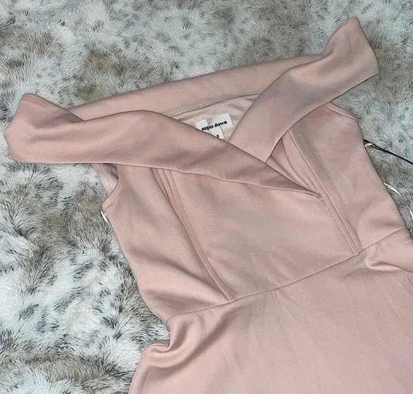 superdown 🆕 NWT | Blythe Off The Shoulder Mini Dress | Revolve - Image 10