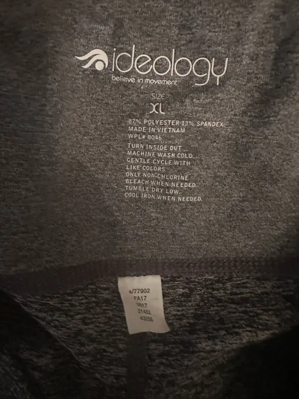 Ideology XL crop leggings grey Run Like a Girl pink logo nwot - Image 5