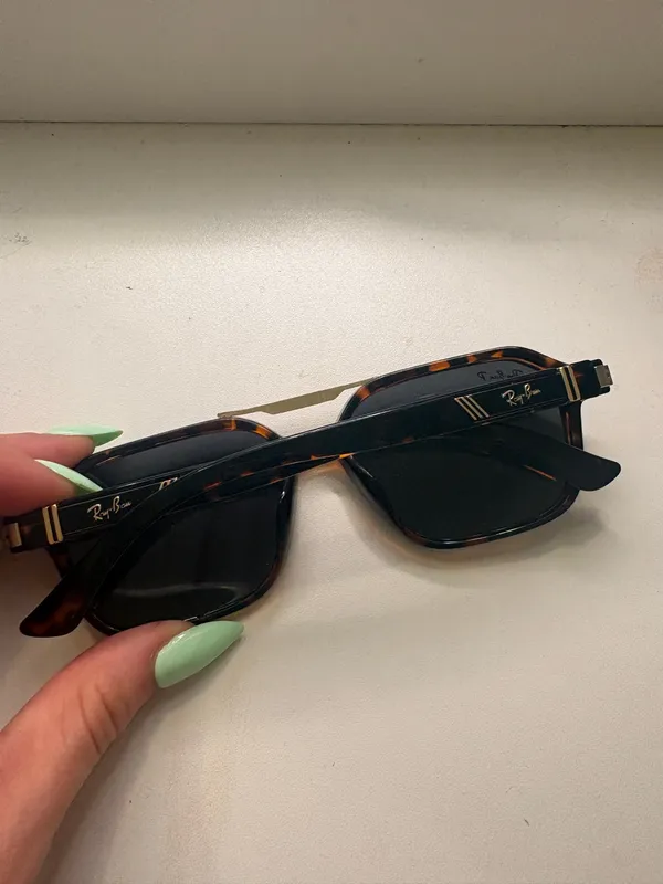 Polarized Ray-Ban Sunglasses plastic  - Image 3