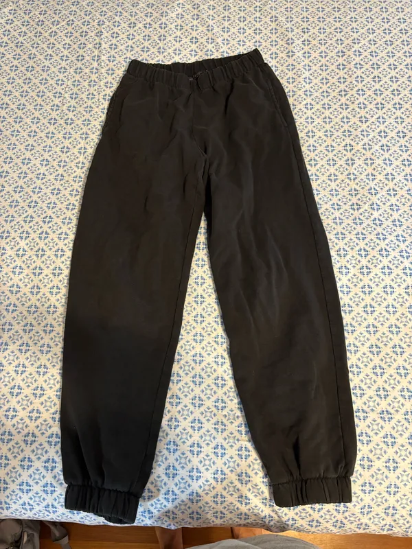 Brandy Melville Rosa Sweatpants - Image 4