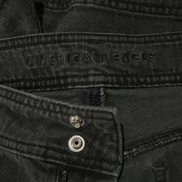 American Eagle SZ 10 Highest Rise Mom Jean Shorts Pockets Pleated Black Wash - Image 4